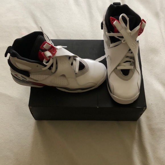 Nike - Picture 2 of 5